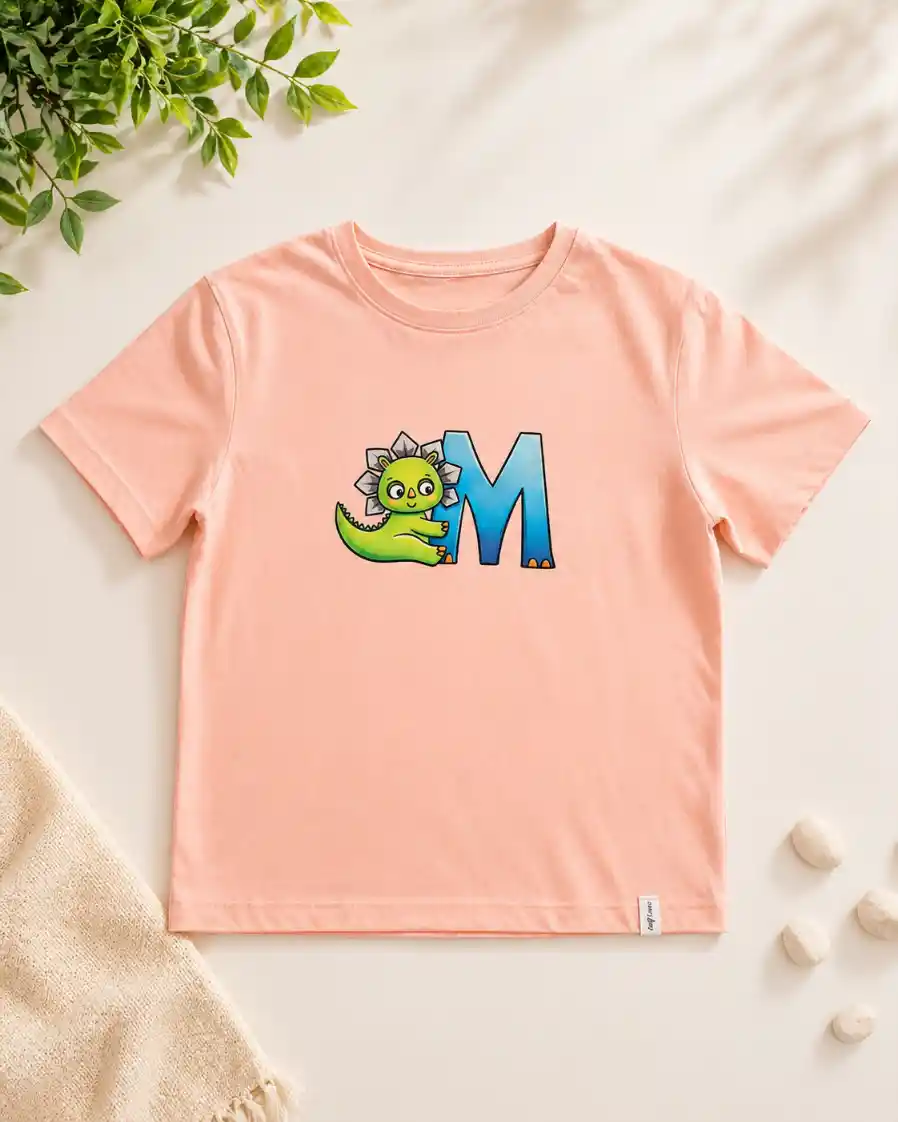 T-shirt Salmão "Dino-Amigo & Letra M"