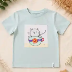 T-shirt Verde Água "Gatinho na Chávena"