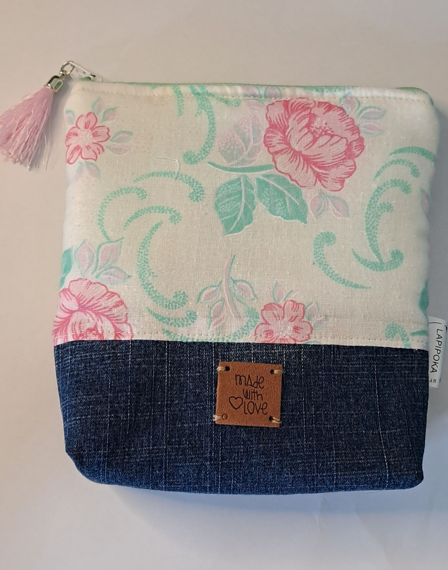 Necessaire Padrão Floral Romântico